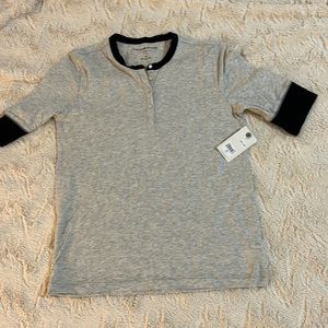 New With Tag Lucky brand 3/4 sleeve pullover Gray/ Black Size S